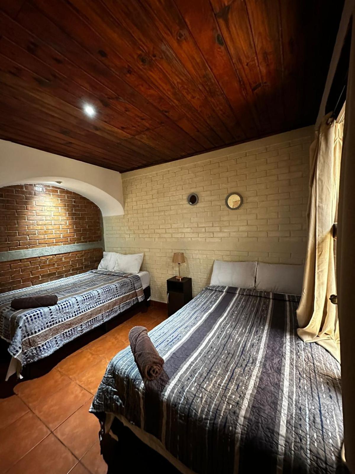 El Aventurero Hotel Antigua Ngoại thất bức ảnh